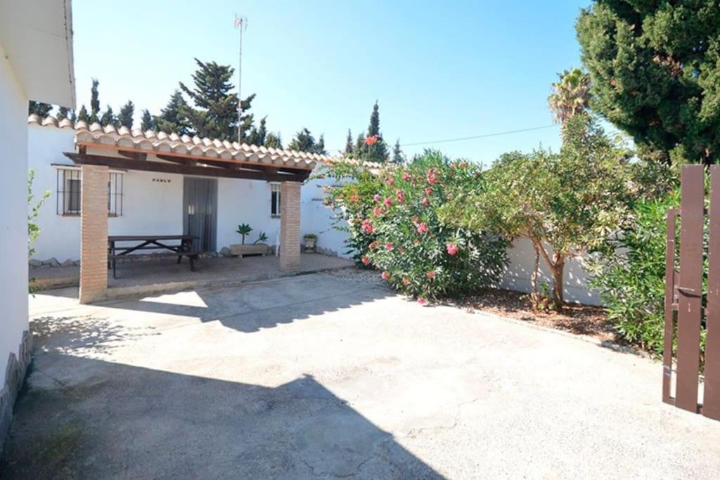 Villa Casas Paqui Y Pablo Con Piscina Compartida En Conil Conil De La Frontera Exterior foto